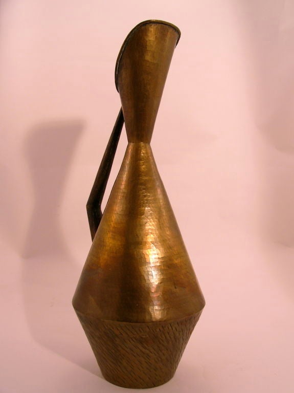 ITALIAN HAMMERED BRASS PITCHER by Egidio Casagrande 4