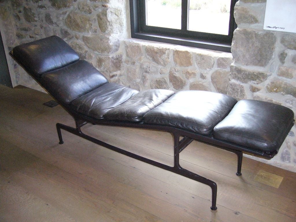 Billy Wilder Napping Chaise
