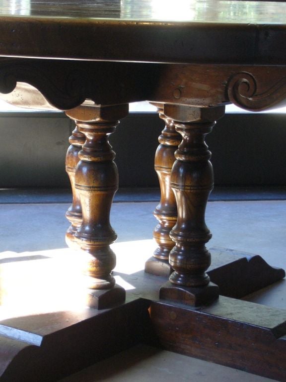 Table ronde en marqueterie en vente 4