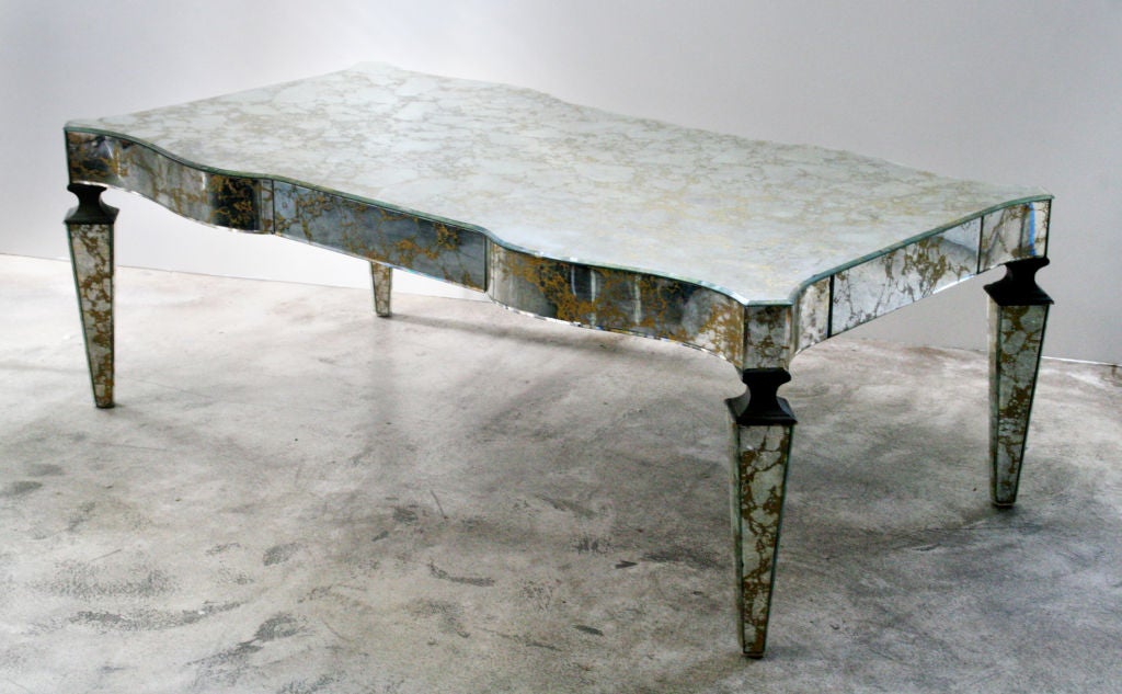 Mid-20th Century Art Deco Mirrored Coffee Table in the Style of Serge Roche For Sale