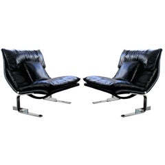 Pair of Sergio and Giorgio Saporiti Leather Lounge Chairs