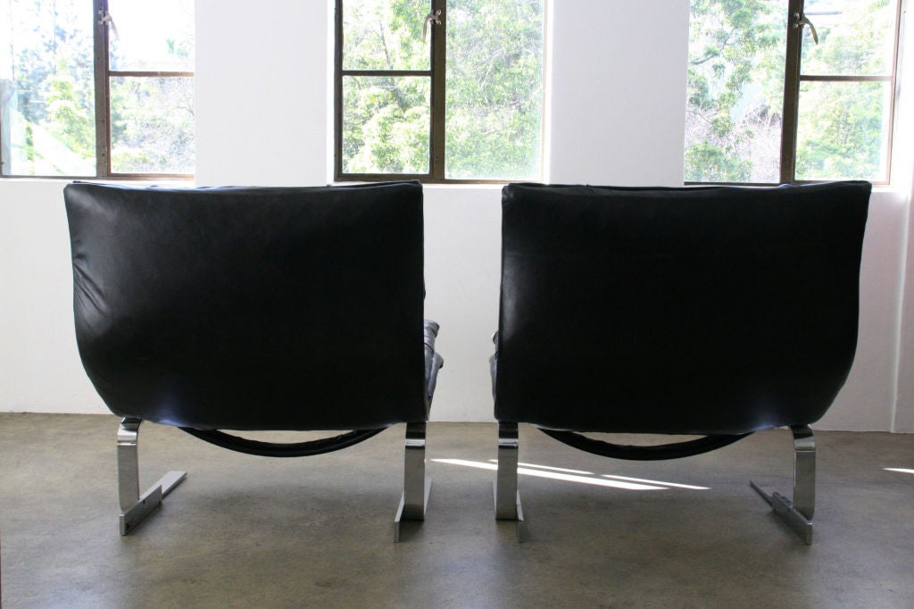 Pair of Sergio and Giorgio Saporiti Leather Lounge Chairs For Sale 4