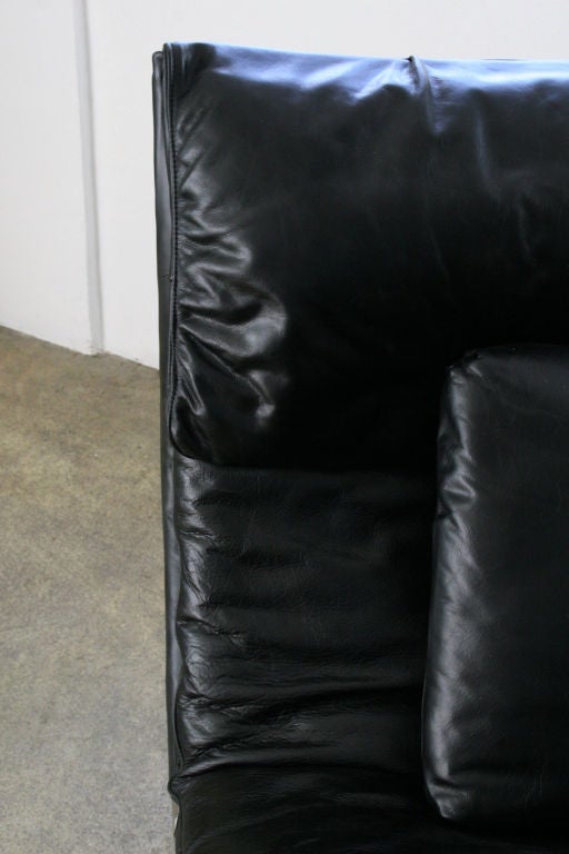 Pair of Sergio and Giorgio Saporiti Leather Lounge Chairs For Sale 1