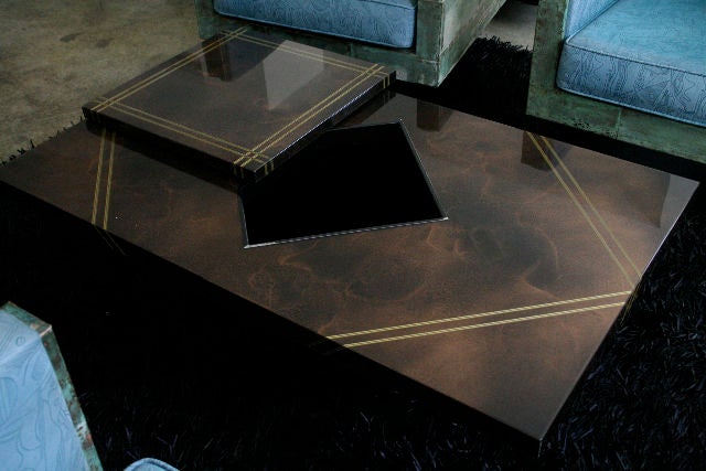 Maison Lancel High Gloss Swivel Top Coffee Table In Excellent Condition For Sale In Los Angeles, CA