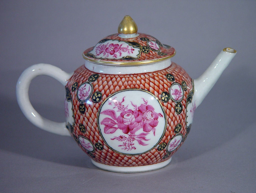 18th Century, Chinese Export Coral and Puce Porcelain Tea Service For Sale 4