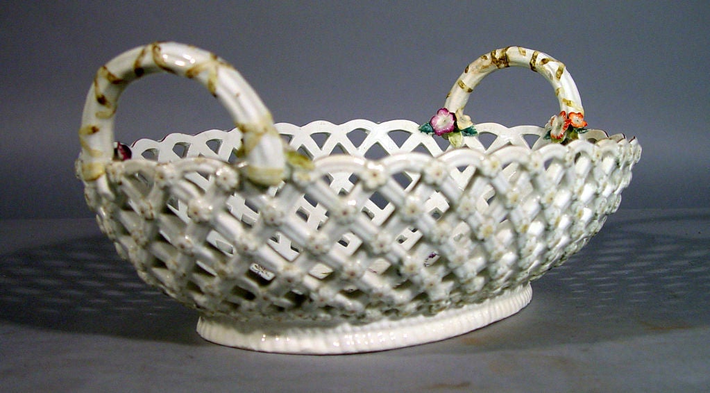 A Chelsea Porcelain Reticulated Oval Basket In Good Condition In Downingtown, PA