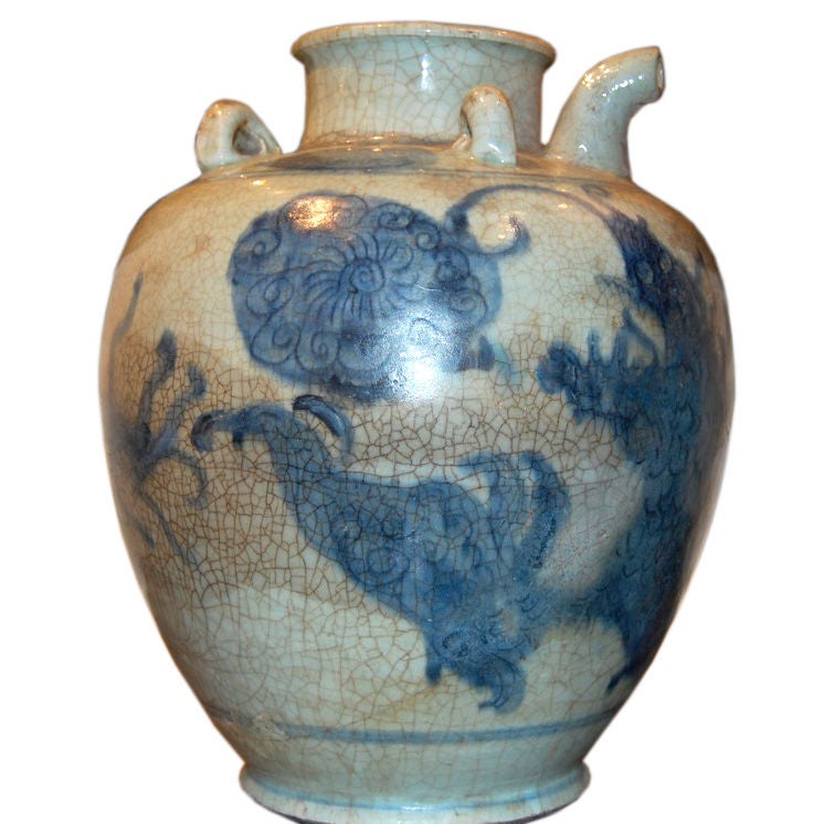 Ming Dynasty vase For Sale at 1stDibs