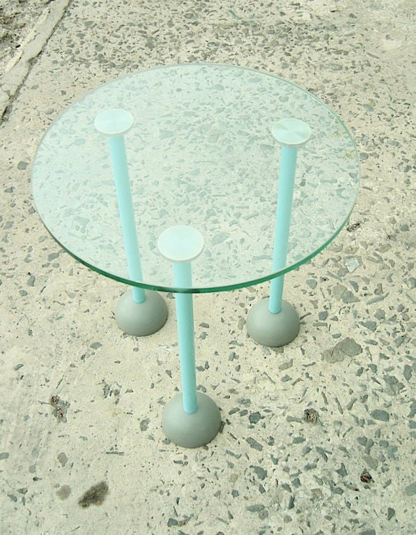 Memphis Side Table In Excellent Condition In San Francisco, CA