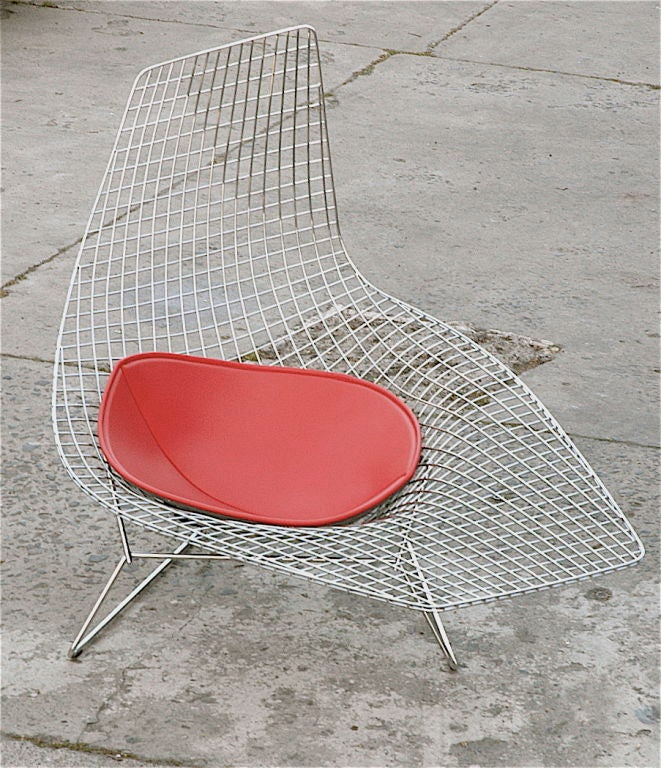 American Bertoia Assymetric Chaise for Knoll