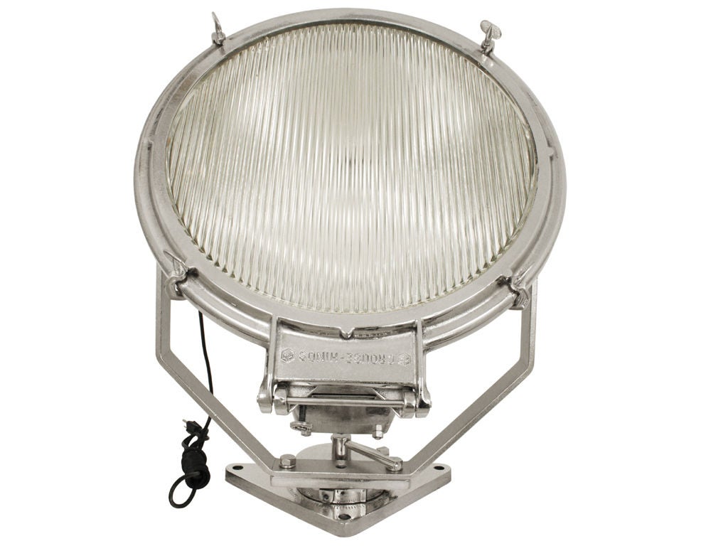 This robust, fully restored nickel plated Crouse Hinds light is completely operational. The powerful spotlight could be perfect for your garden or as a unique ornament .