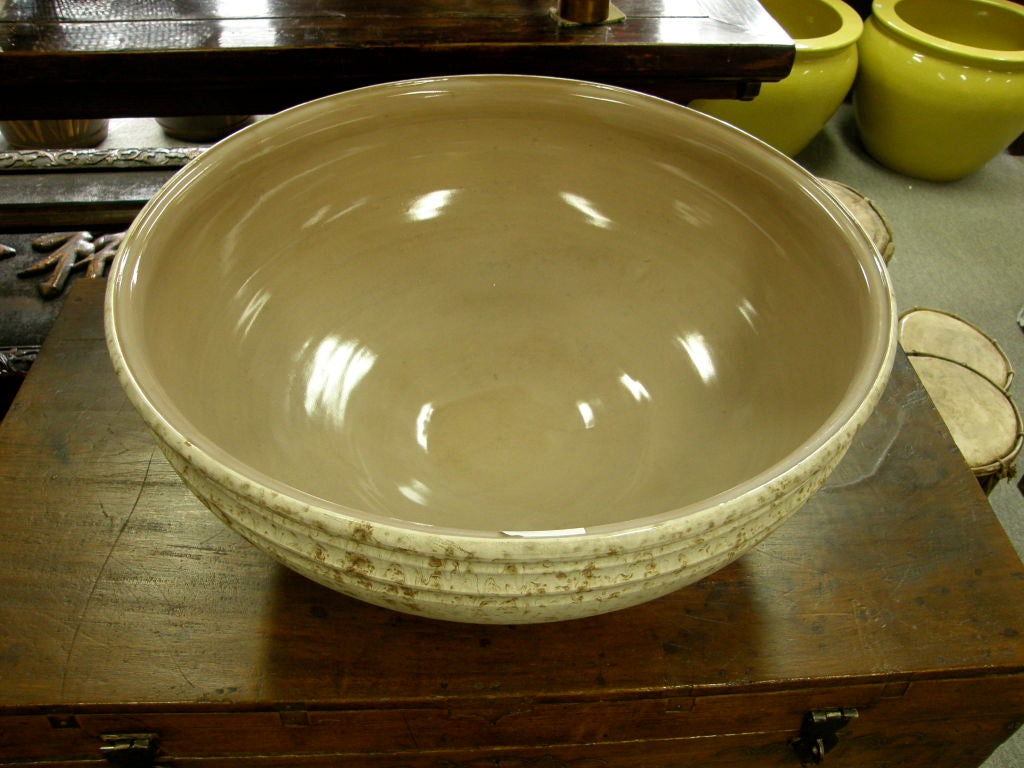 Thailand artisan made ceramic bowl charger center piece