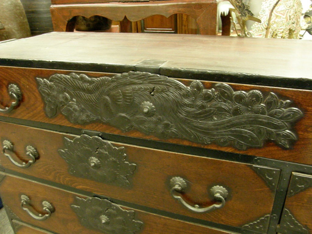 Antique Japanese Meiji period tansu chest of drawers dresser 2