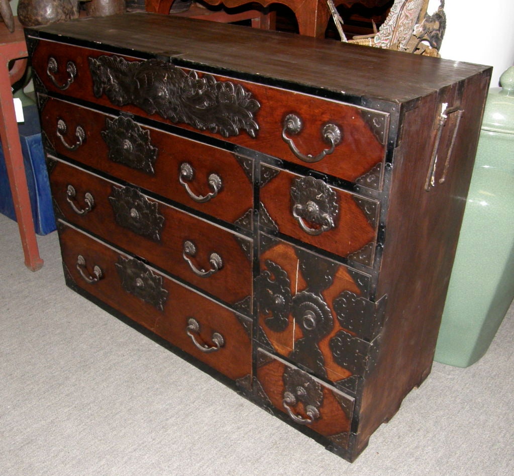 19th Century Antique Japanese Meiji period tansu chest of drawers dresser