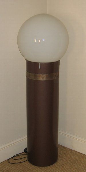 A Scarce Pair of 'Oracolo' Floor Lamps by Gae Aulenti