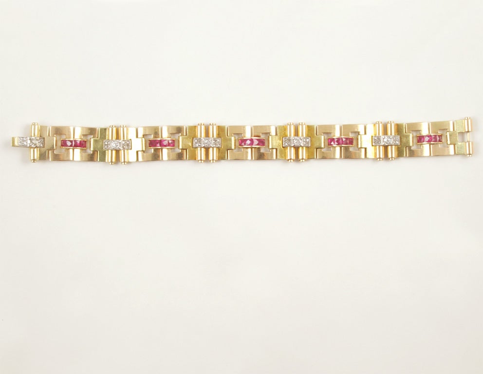 Retro-Armband aus 18 Karat Gold mit Diamanten und Rubinen in verschiedenen Farben 5