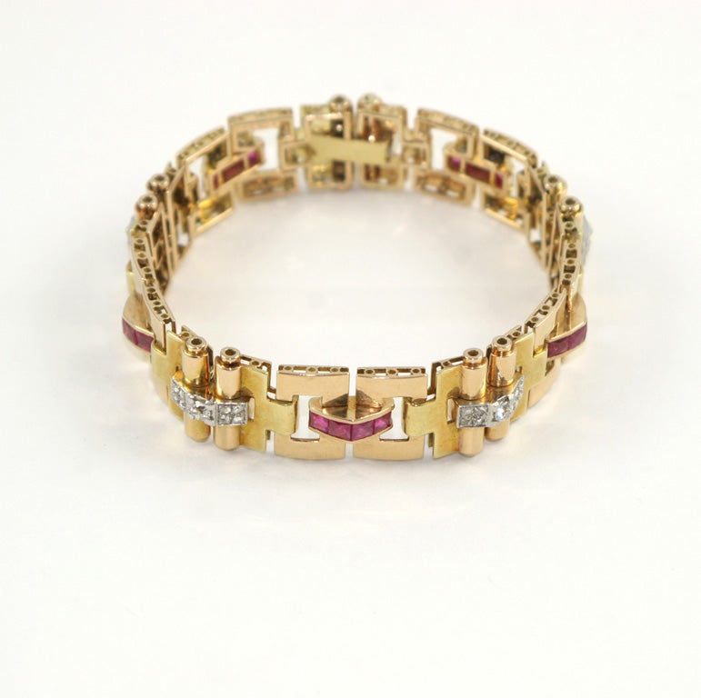 Retro-Armband aus 18 Karat Gold mit Diamanten und Rubinen in verschiedenen Farben 4