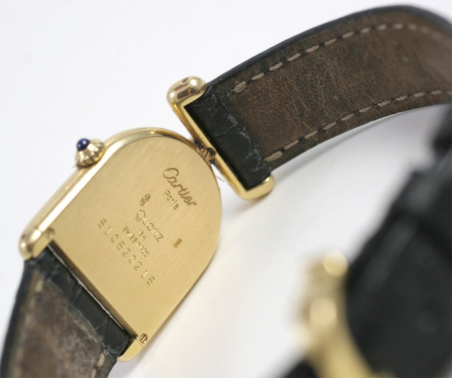Women's or Men's 18kt Yellow Gold Quartz Wristwatch - Cartier