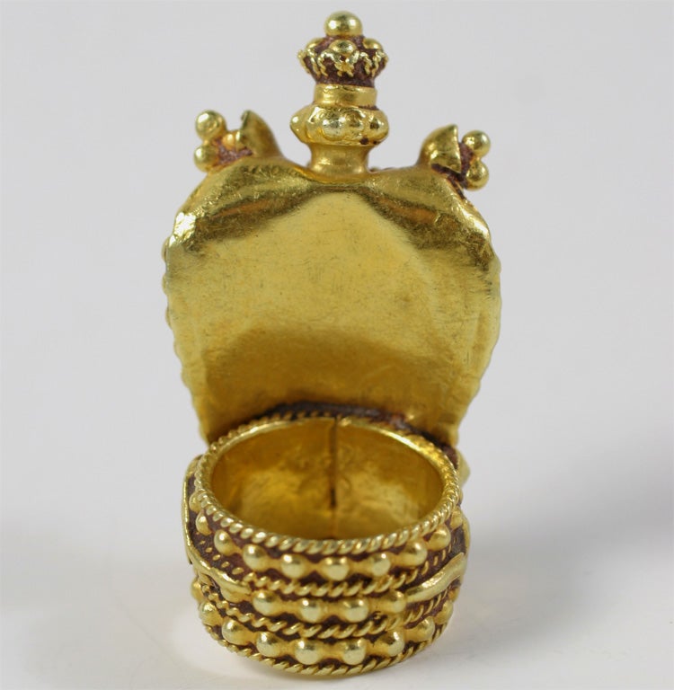 Gold Crown Ring 3