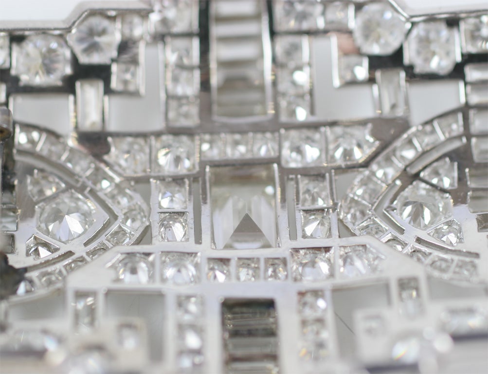 Women's Art Deco Diamond Brooch For Sale