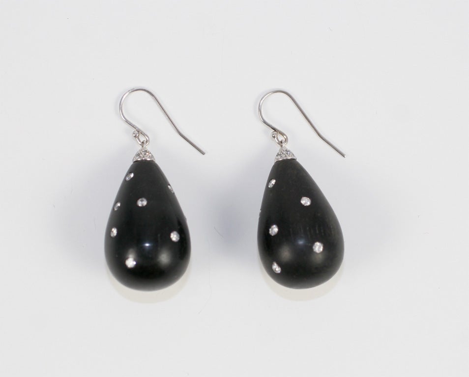 18kt gold Ebony and Diamond Earrings