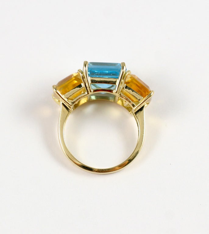 18 Karat Gelbgold Smaragdschliff-Ring mit Citrin und Peridot im Zustand „Neu“ im Angebot in New York, NY