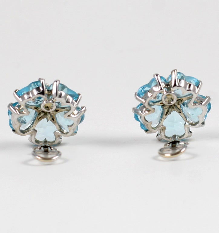18kt White Gold Sand Dollar Earring with Blue Topaz and Diamonds For Sale 10