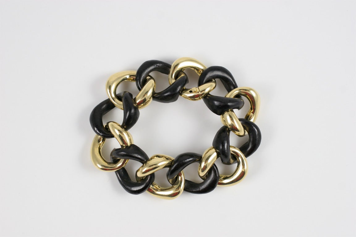 Women's 18kt Gold and Ebony Wood Link Bracelet For Sale