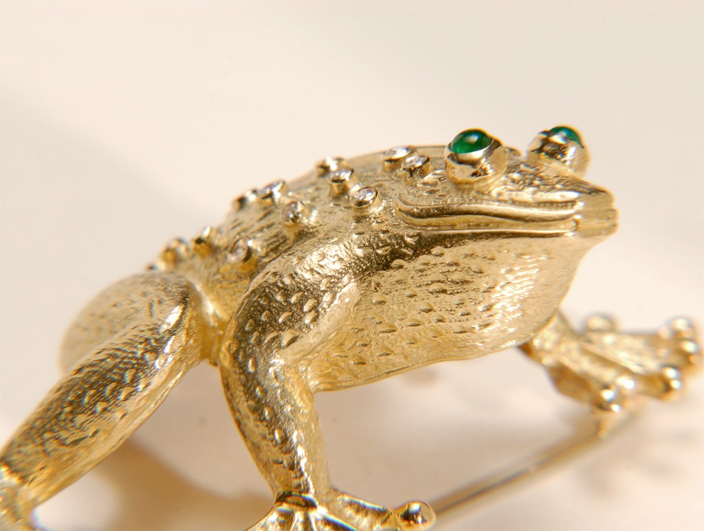 Charming English 18k Emerald and Diamond Frog Brooch 1