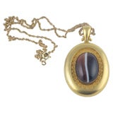 English 18K Gold and Agate Locket
