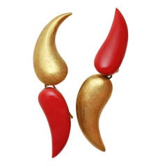 Italian 18kt Gold and Coral Earpendants