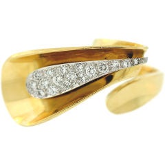 Chic 1970s Diamond Ring