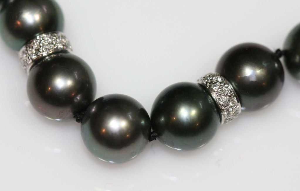 Black South Sea Pearl Necklace with Diamonds In New Condition For Sale In Mt. Kisco, NY