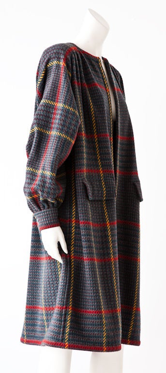Women's Valentino wool palid coat