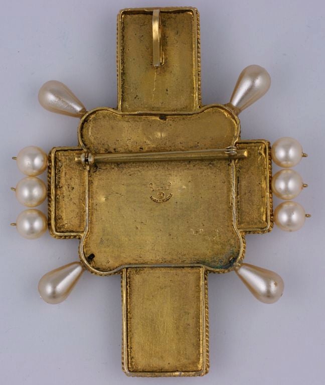 Chanel - Broche-pendentif croix byzantine