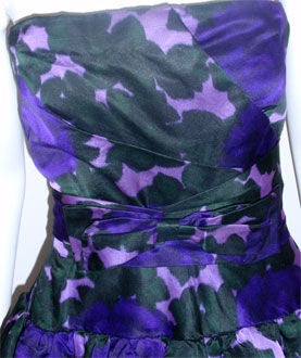 1950's MINGOLINI GUGGENHEIM Purple & Black Floral Print Silk Dress Set size 2-4 For Sale 2