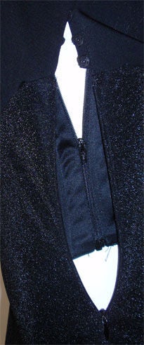 Robe de couture noire drapée devant Gianni Versace, propriété de Courtney Love, 1996 en vente 5