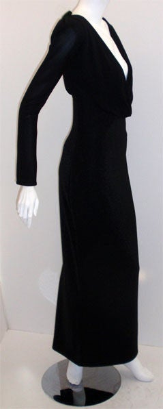 Robe de couture noire drapée devant Gianni Versace, propriété de Courtney Love, 1996 Excellent état - En vente à Los Angeles, CA