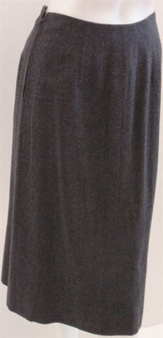 Hattie Carnegie - Ensemble 2 pièces veste et jupe ajustée en laine grise, circa 1950 en vente 4