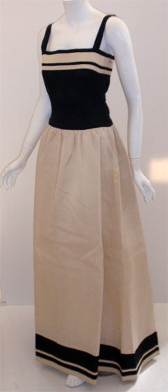 Christian Dior Haute Couture Schwarzes und weißes Kleid, Betsy Bloomingdale 1980 (Grau) im Angebot