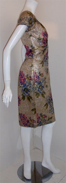 Vestido de cóctel de brocado floral Ceil Chapman, circa 1950 en Excelente estado para la venta en Los Angeles, CA