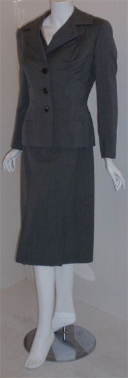 Madame Gres 2 Stück Gray Fischgrät-Jacke und Kleid, ca. 1950 (Grau) im Angebot