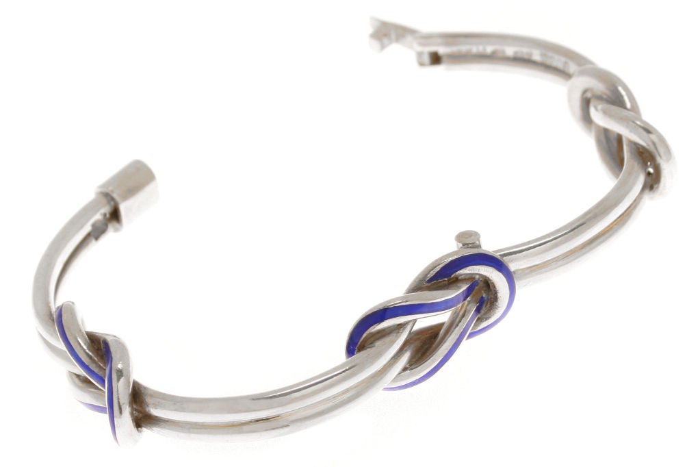 Gucci Sterling and Blue Enamel Knot Necklace & Bracelet For Sale 3