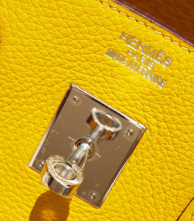 35cm Hermès Birkin Yellow Taurillon Clemence Leather<br />
Palladium Hardware | L Stamp<br />
<br />
The bag measures 35 cm/ 14