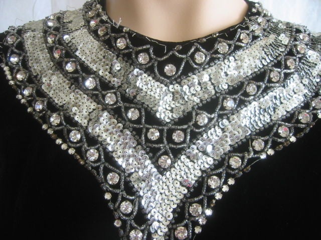 Ceil Chapman Astonishing Jeweled Velvet Jumpsuit Size 6 2
