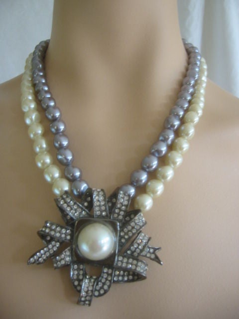 R. Serbin Gray Pearl Knot  Necklace 1980's