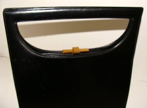 Architectural Sculptural Handbag in Black Calf For Sale 4