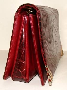 Black Rouge  Alligator  Shoulder Bag - Judith Leiber for Bonwit Teller For Sale