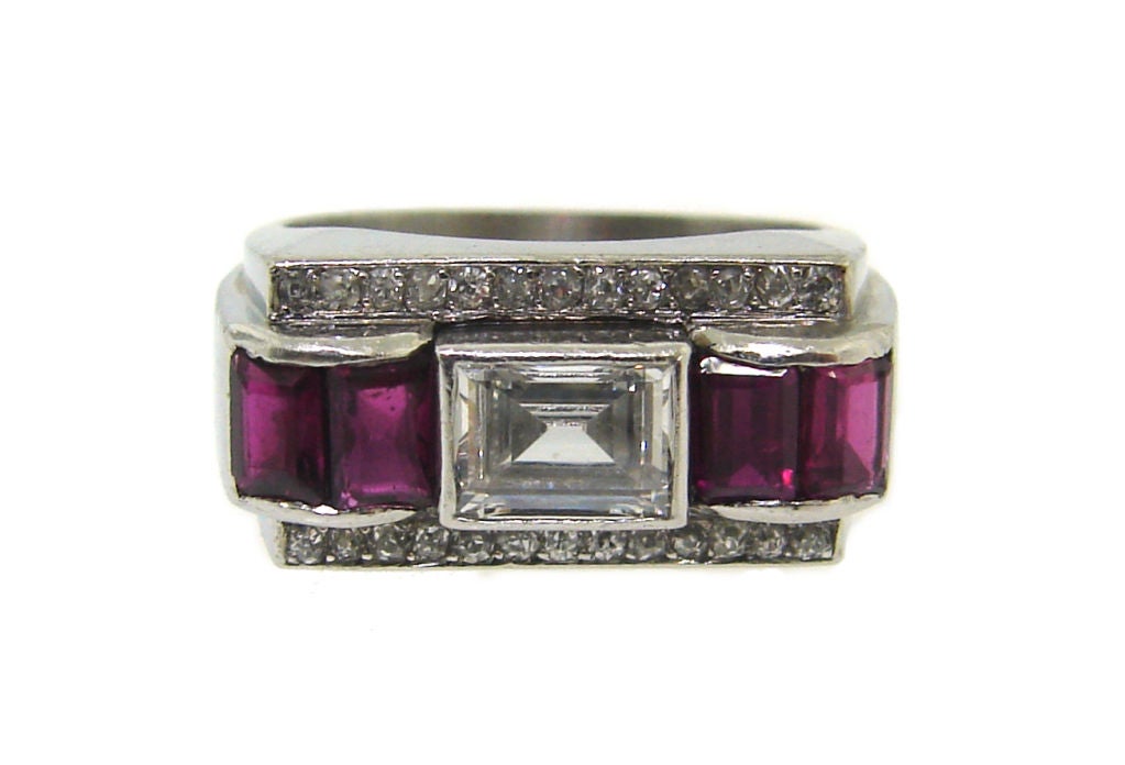 Art Deco Diamond Ruby Platinum Ring Band French In Excellent Condition In Beverly Hills, CA