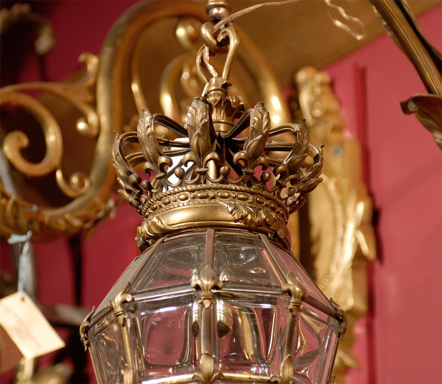 French Versaiiles Style Lantern in Gilt Bronze and Crystal For Sale