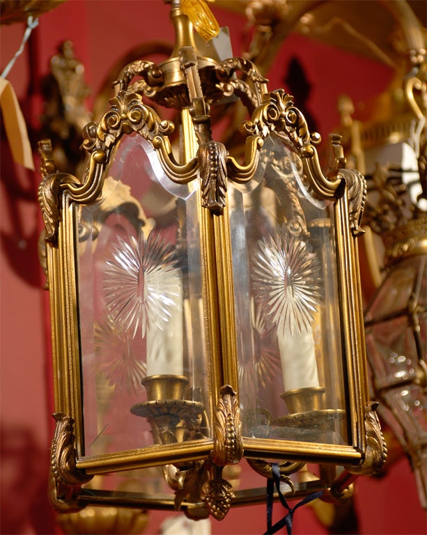 Laterne aus vergoldeter Bronze (Louis XV.) im Angebot